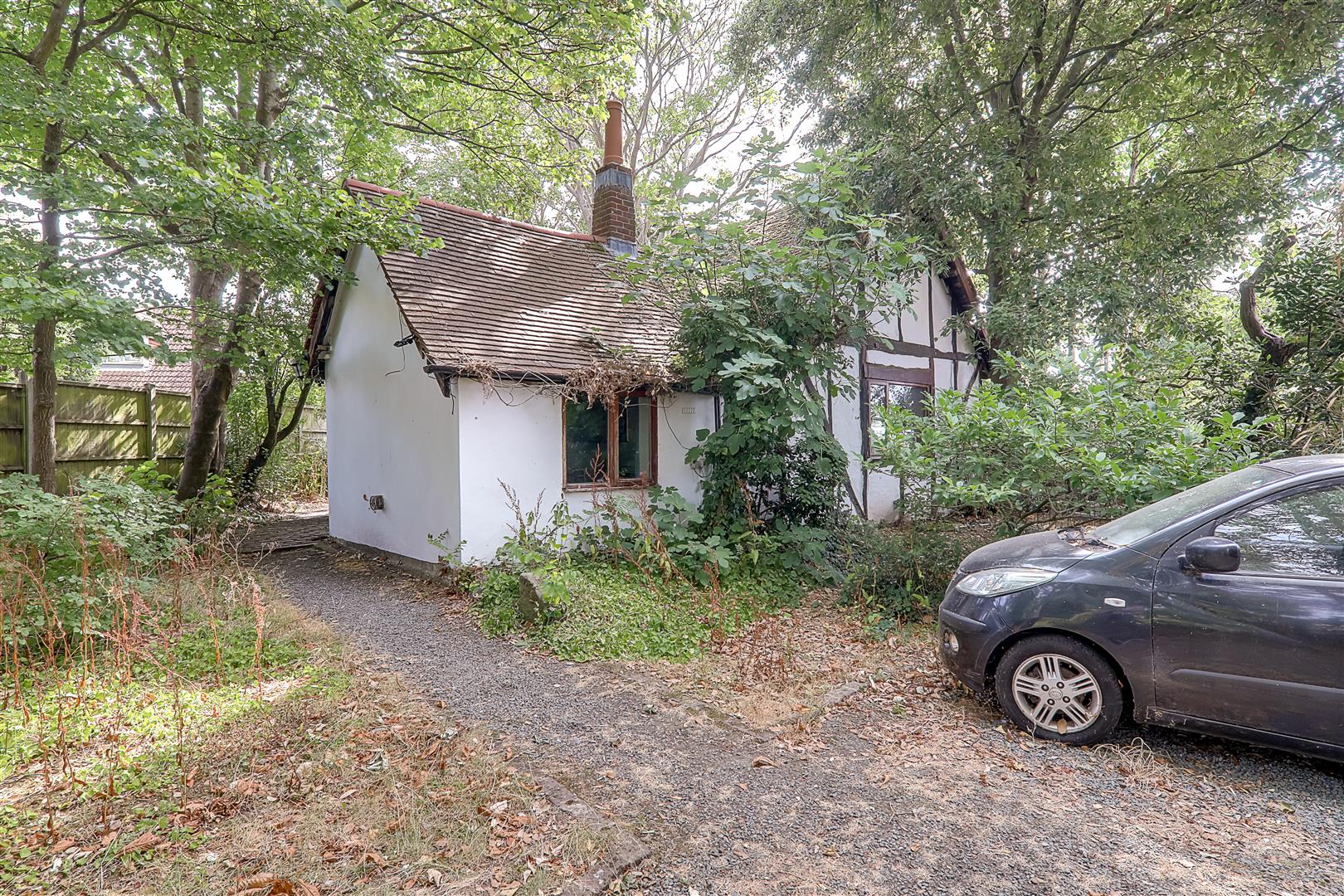 House - Detached | Durrington Hill, Worthing, BN13 | For Sale